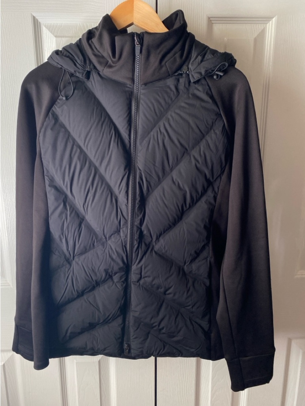 ATHLETA Inlet Black Down Filled Quilted Hybrid Hooded Puffer Jacket L